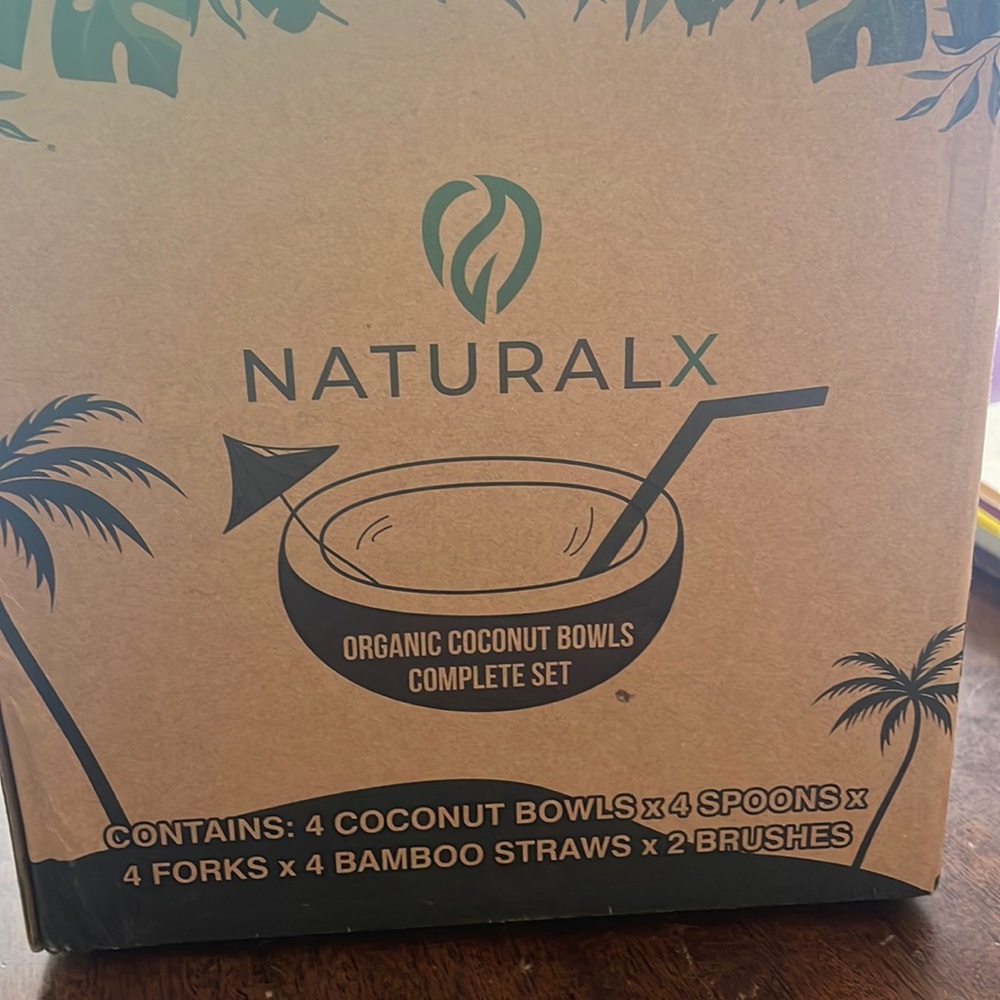 Naturalx Organic coconut bowls complete set. Brand new purchased on Amazon